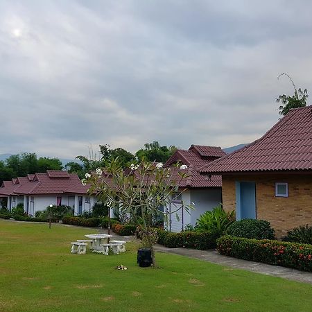 Mae Klang Banyen Hill Hotel Chiang Mai Exterior photo