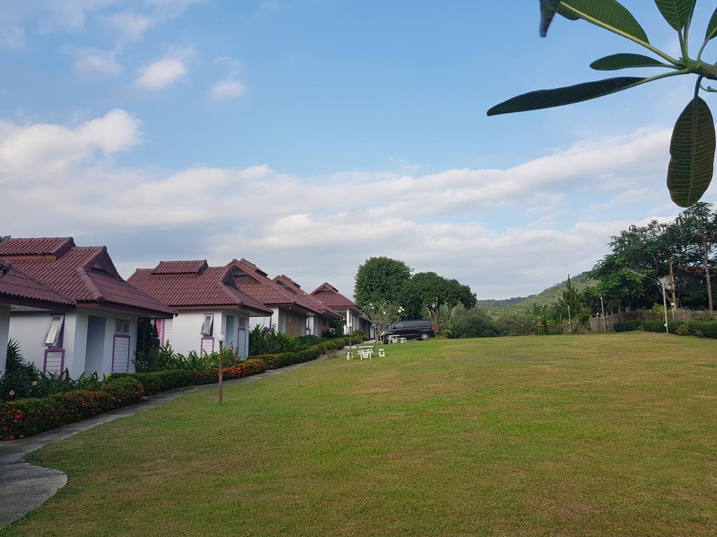 Mae Klang Banyen Hill Hotel Chiang Mai Exterior photo